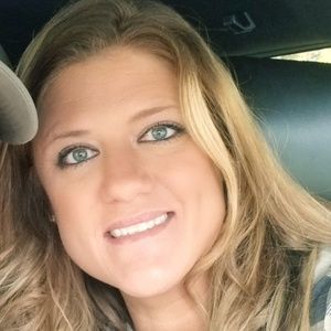 Meet your Posher, Hollye